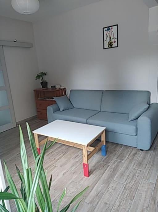 Maison Agreable Avec Stationnement Privatif أنغوليم المظهر الخارجي الصورة
